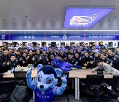 里程碑+助攻+3分！吴曦发文庆祝胜利：申花200场啦